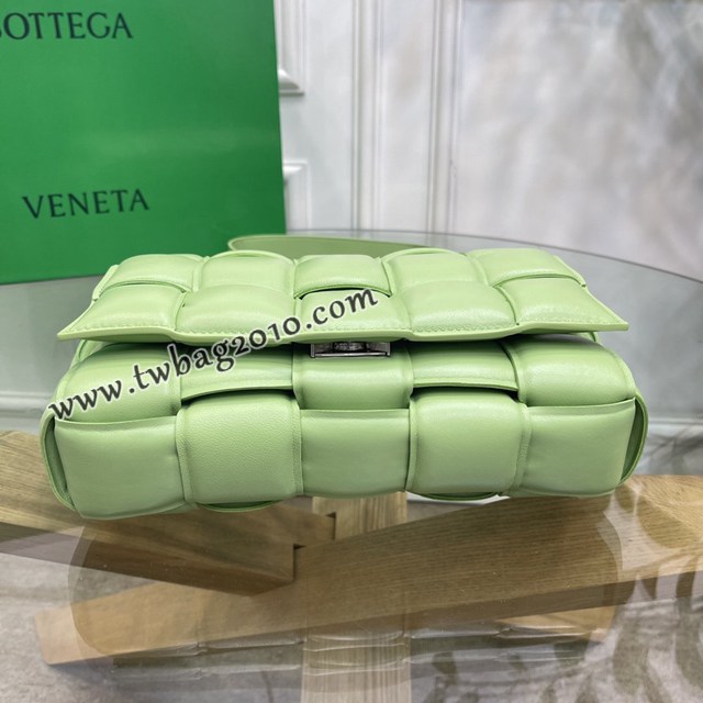 Bottega veneta高端女包 寶緹嘉小牛皮編織女包 BV經典款Cassette枕頭包  gxz1386